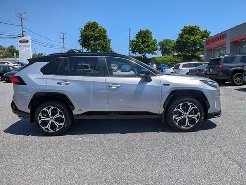 Used 2023 Toyota RAV4 XSE w/ Premium Package AWD/4WD image 4