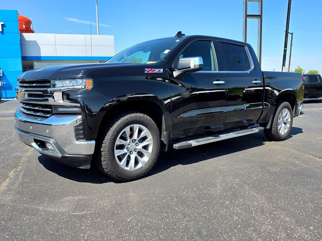 Used 2019 Chevrolet Silverado 1500 LTZ AWD/4WD image 2
