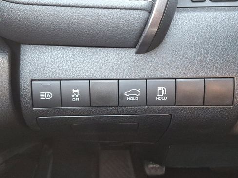 Used 2021 Toyota Camry SE image 22