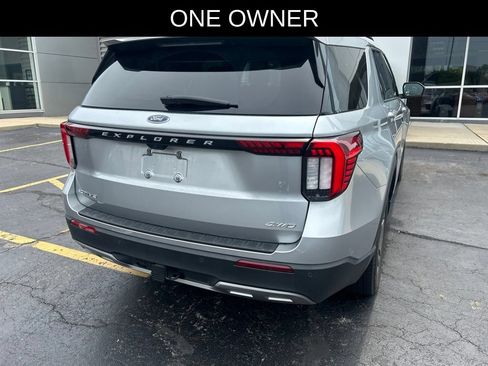 Used 2025 Ford Explorer Active w/ Active Comfort Package AWD/4WD image 4