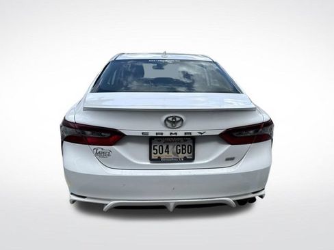 Used 2021 Toyota Camry SE FWD image 5