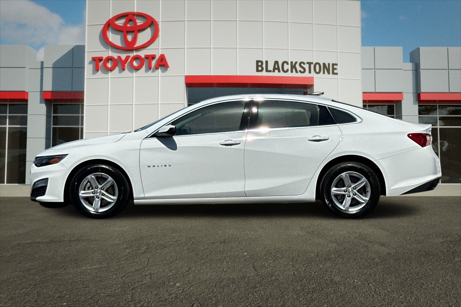 Used 2024 Chevrolet Malibu LS w/ Driver Confidence Package FWD image 6