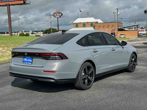 New 2026 Honda Accord SE image 6