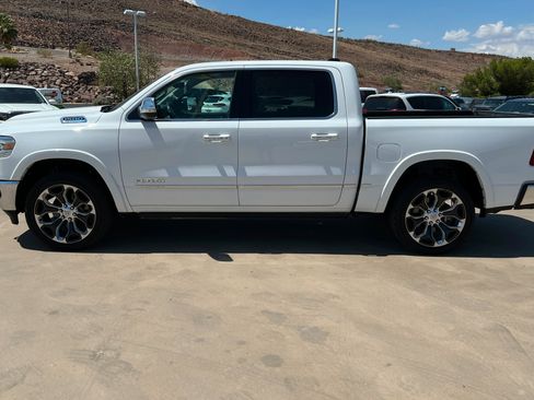 Used 2022 RAM 1500 Limited AWD/4WD image 2