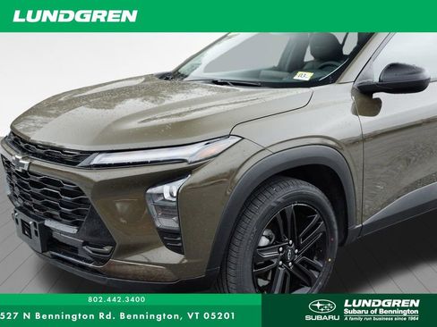 Used 2024 Chevrolet Trax ACTIV w/ Sunroof Package image 37