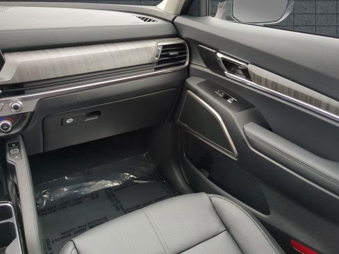 New 2025 Kia Telluride EX w/ EX Captain's Chair Package image 17