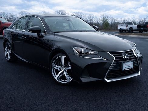 Used 2017 Lexus IS 300 AWD w/ Premium Package image 1