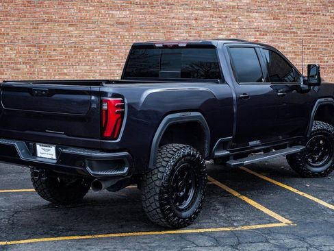 Used 2024 GMC Sierra 2500 Denali w/ Denali Reserve Package image 14