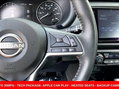 Used 2023 Nissan Kicks SR w/ SR Premium Package FWD image 12
