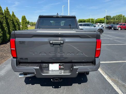 New 2026 Toyota Tacoma TRD Off-Road AWD/4WD image 3