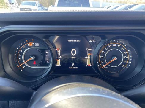 Certified 2024 Jeep Wrangler Sahara image 29