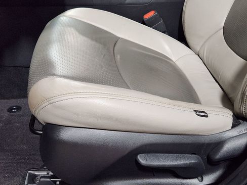 Used 2022 Toyota RAV4 LE image 42