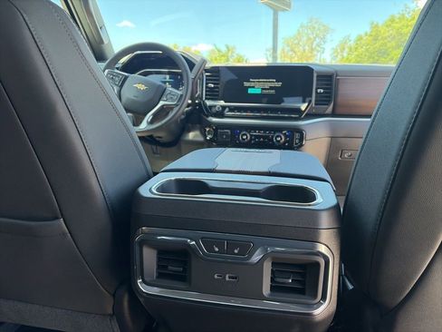 New 2026 Chevrolet Silverado 3500 High Country w/ High Country Premium Package AWD/4WD image 19