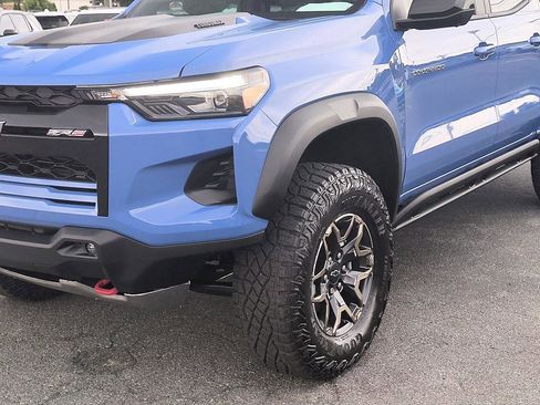 Used 2026 Chevrolet Colorado ZR2 w/ Technology Package AWD/4WD image 9