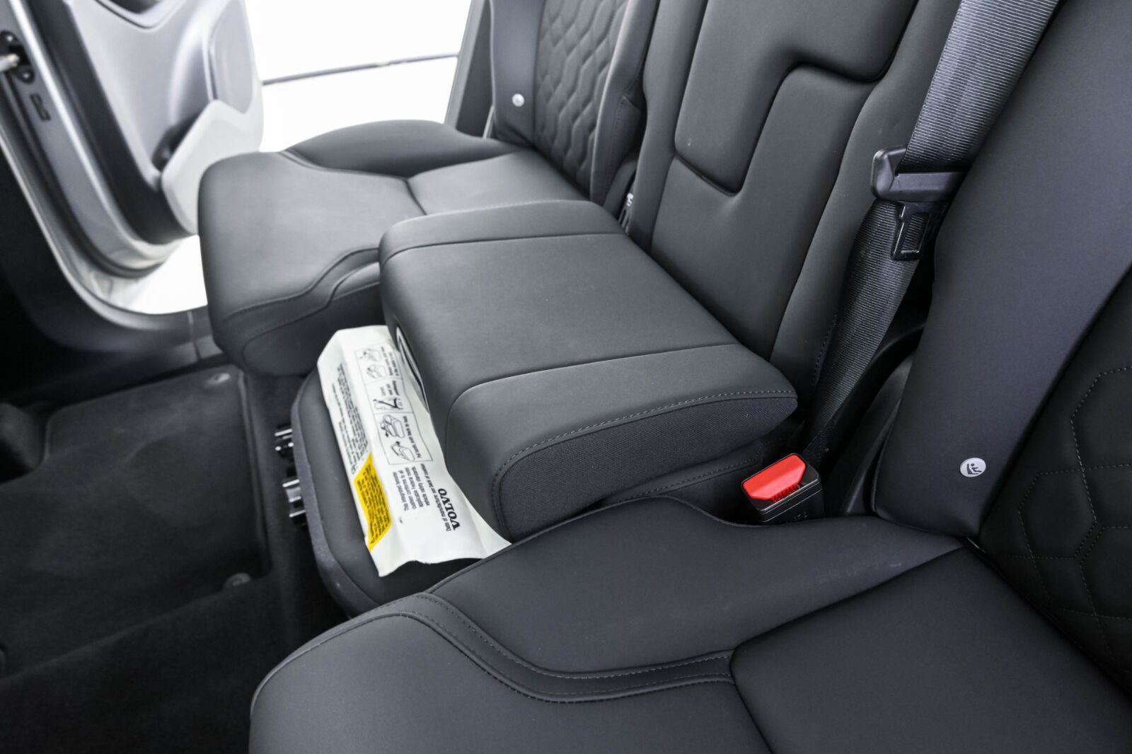 Certified 2026 Volvo XC90 B6 Plus AWD/4WD image 22