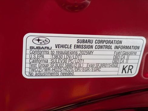 Certified 2025 Subaru Crosstrek 2.0i image 23