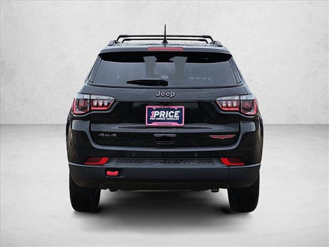Used 2023 Jeep Compass Trailhawk AWD/4WD image 7