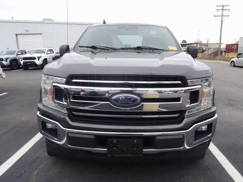 Used 2020 Ford F150 XLT image 2