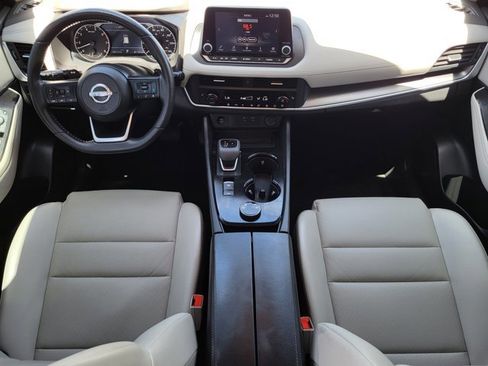 Certified 2024 Nissan Rogue SV w/ SV Premium Package AWD/4WD image 19