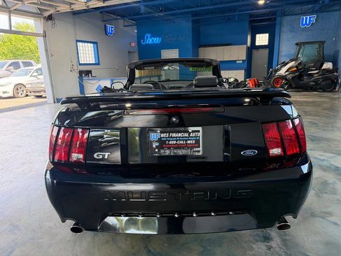 Used 2002 Ford Mustang GT RWD image 22