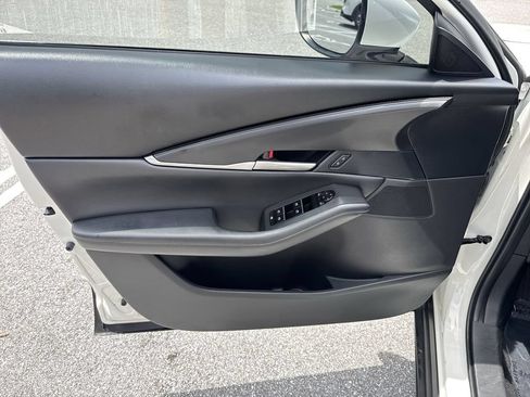 Certified 2021 MAZDA CX-30 AWD 2.5 S w/ Select Package image 39