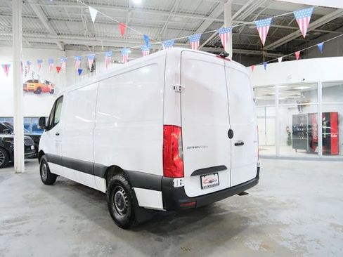 Used 2019 Mercedes-Benz Sprinter 1500 w/ Driver Convenience Package image 6