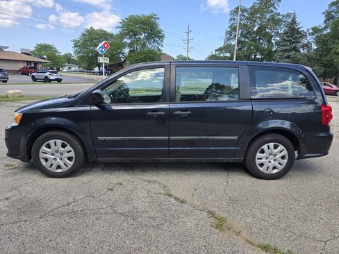 Used 2014 Dodge Grand Caravan American Value Package FWD image 4
