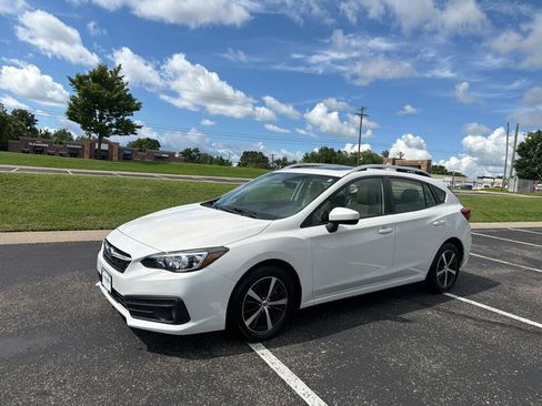 Used 2023 Subaru Impreza 2.0i Premium AWD/4WD image 1