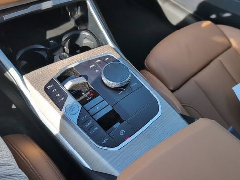 Used 2025 BMW 330i Sedan image 19