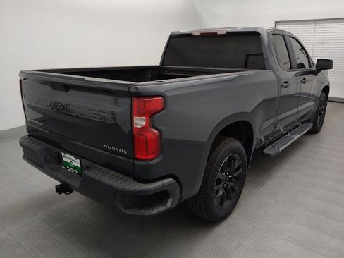 Used 2020 Chevrolet Silverado 1500 Custom w/ Custom Value Package RWD image 9