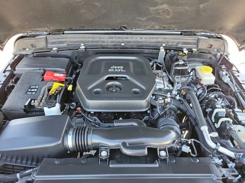 Used 2021 Jeep Wrangler Unlimited Sport image 24