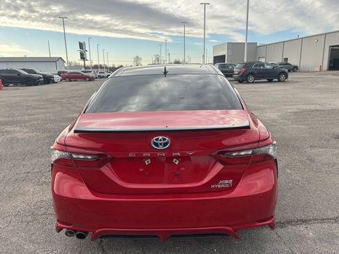 Used 2024 Toyota Camry XSE image 7