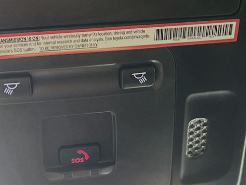 Used 2025 Toyota Camry SE FWD image 22