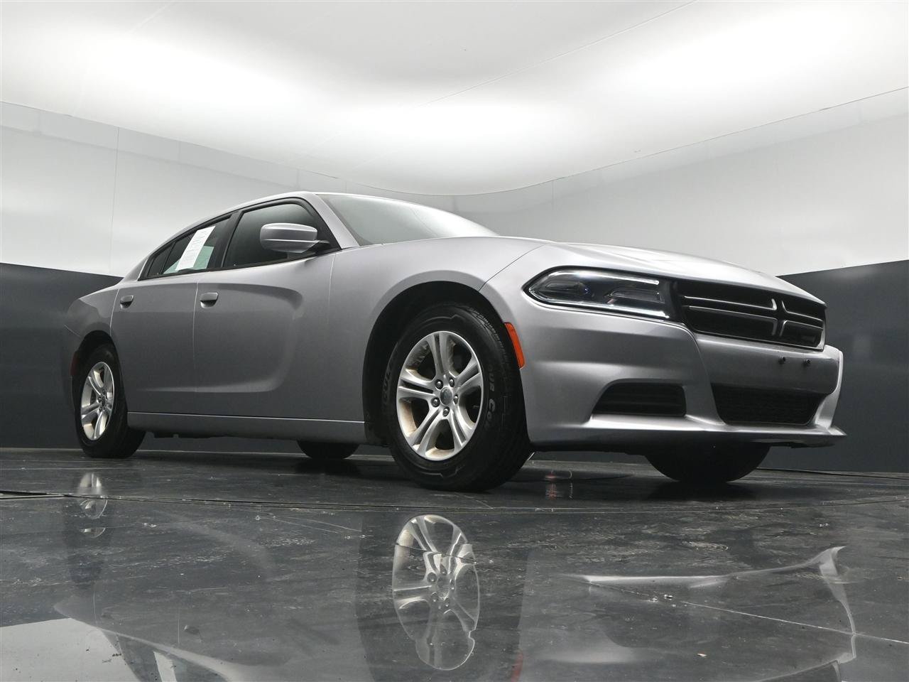 Used 2016 Dodge Charger SE w/ Popular Equipment Group RWD image 28