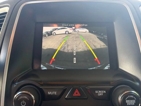 Used 2019 Dodge Durango SXT AWD/4WD image 32