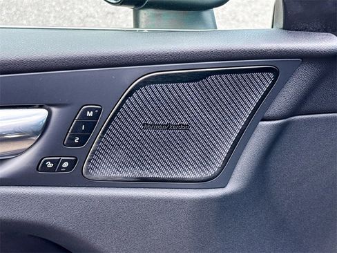 Used 2023 Volvo XC60 B6 Ultimate image 20