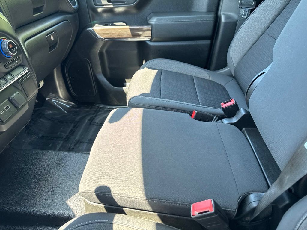 Used 2019 Chevrolet Silverado 1500 LT w/ Convenience Package AWD/4WD image 23