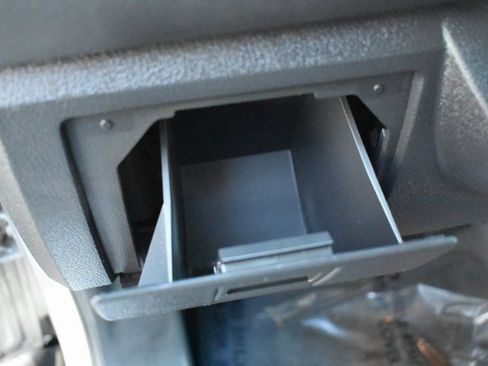 Used 2012 Jeep Liberty Sport w/ Popular Equipment Group image 16