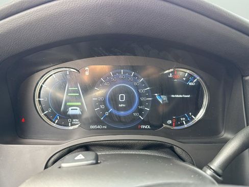 Used 2018 Cadillac Escalade Luxury image 14