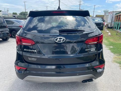 Used 2017 Hyundai Santa Fe Sport FWD image 4