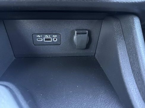 Used 2023 Nissan Sentra SV image 36