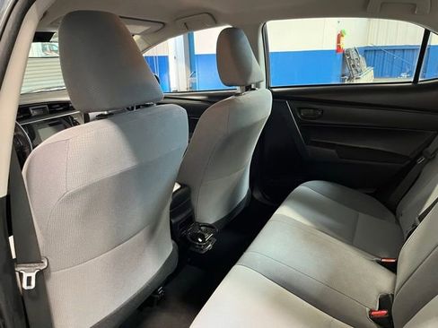 Used 2017 Toyota Corolla L w/ Carpet Mat Package (TMS) FWD image 17
