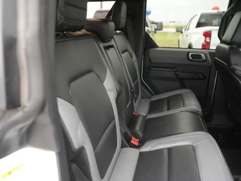Used 2024 Ford Bronco Big Bend image 16