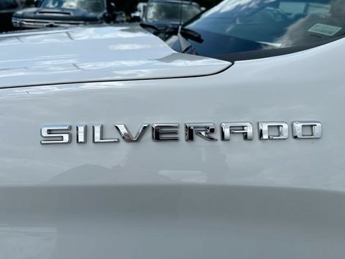 Used 2025 Chevrolet Silverado 1500 LT AWD/4WD image 50