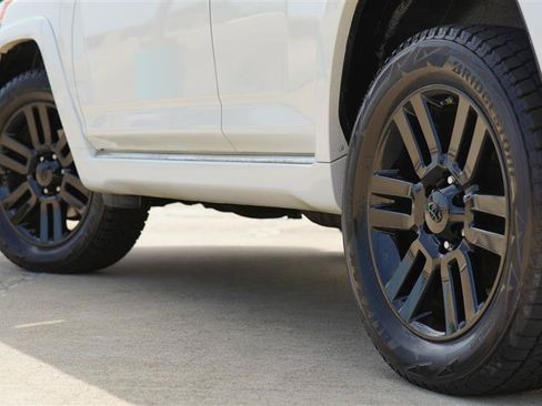 Used 2013 Toyota 4Runner Limited AWD/4WD image 24