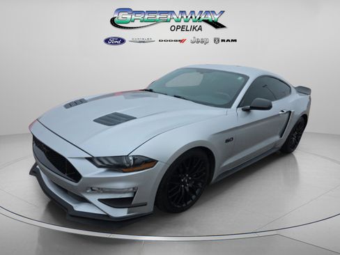 Used 2018 Ford Mustang GT image 12