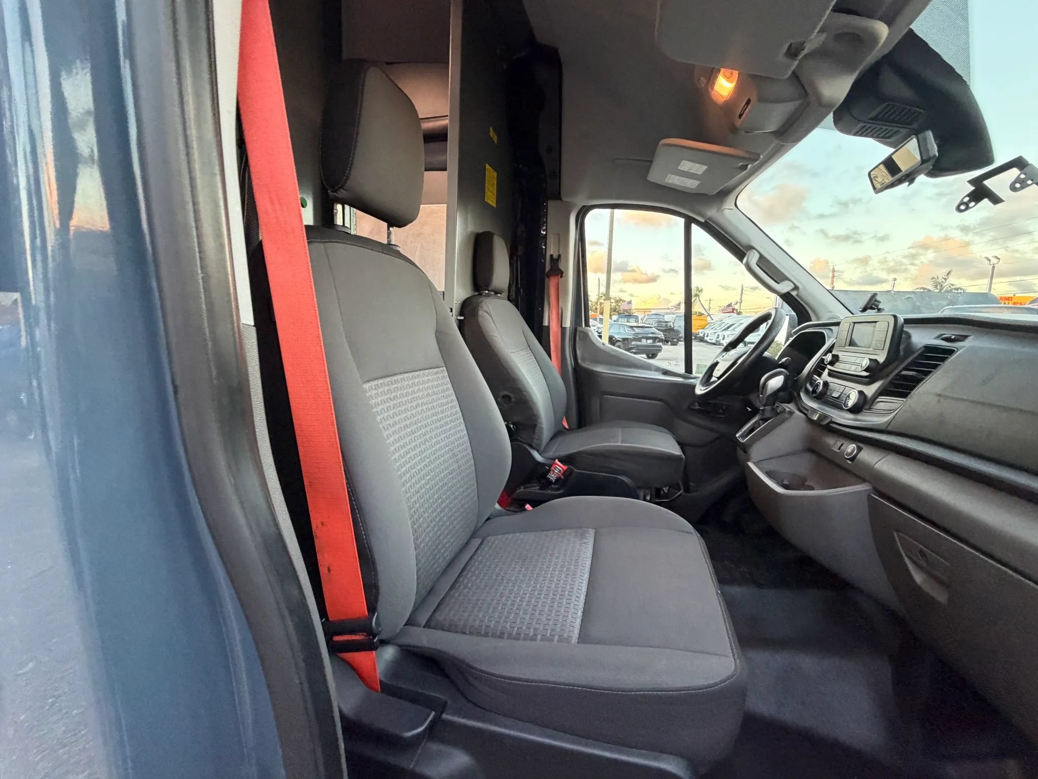 Used 2020 Ford Transit 250 148 High Roof Extended RWD image 19
