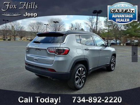 Certified 2022 Jeep Compass Limited AWD/4WD image 9