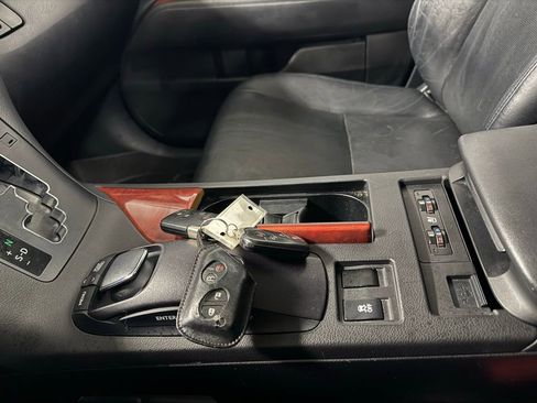 Used 2012 Lexus RX 450h AWD w/ Premium Pkg image 15