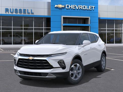 New 2025 Chevrolet Blazer LT image 30